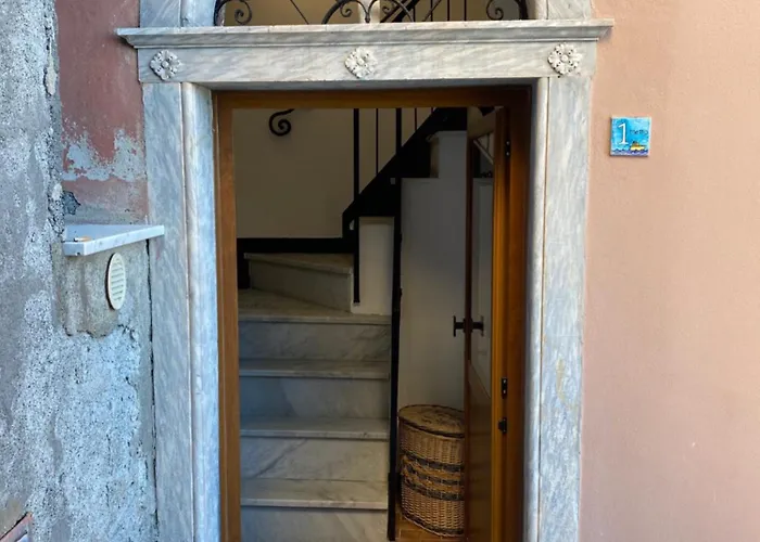 Candidina 2 * Vernazza